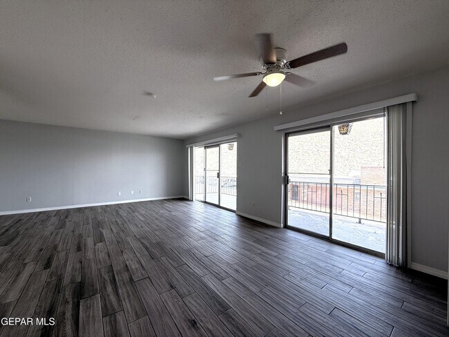 Building Photo - 4800 N Stanton St