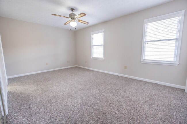 Building Photo - 2BR/2.5BA Townhome – Sweetwater Plantation (West Side)