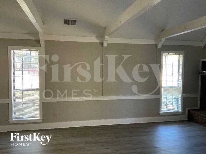 Building Photo - 6705 Boylston Dr