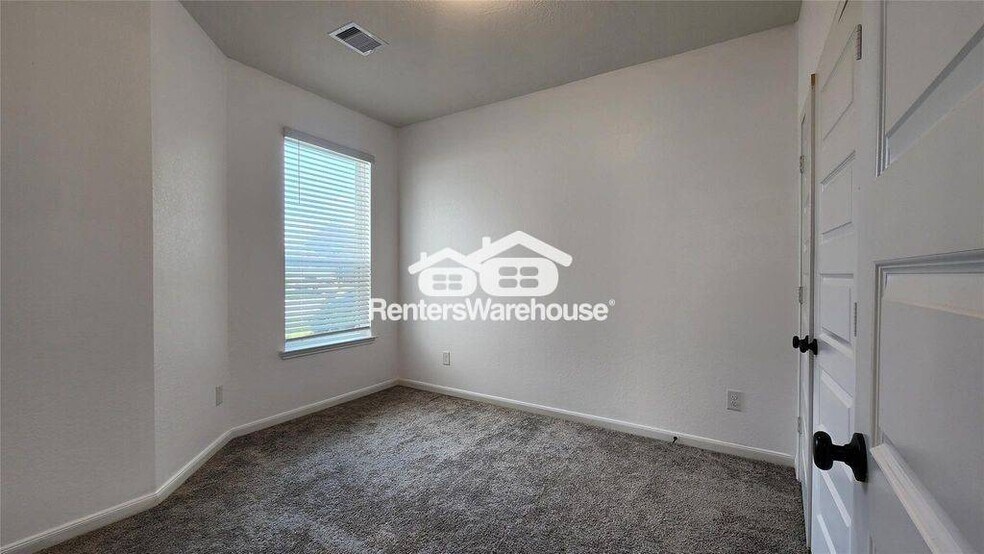 Building Photo - 9818 Mls Fld Dr