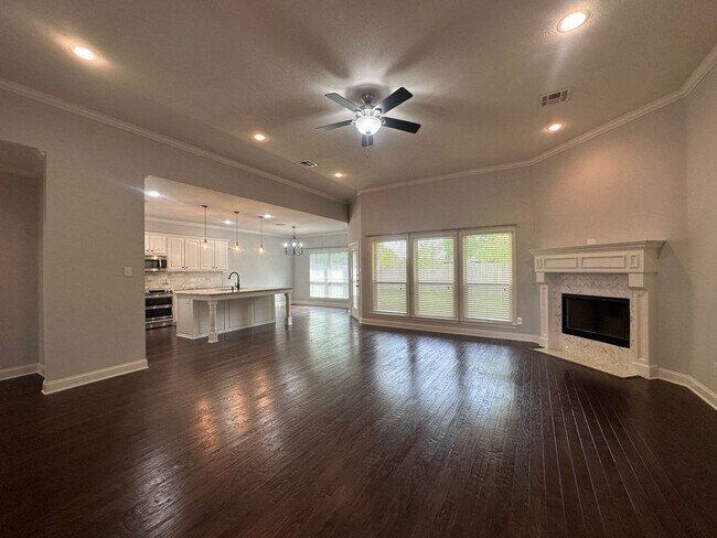 Building Photo - Luxury Home in Chapel Ridge | Midway ISD *...