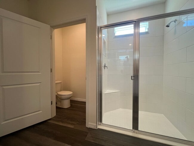 Building Photo - New Build 4 bed/2bath House in The Archer ...