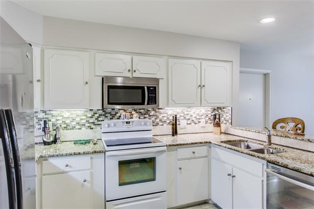Building Photo - 6357 Diamond Head Cir