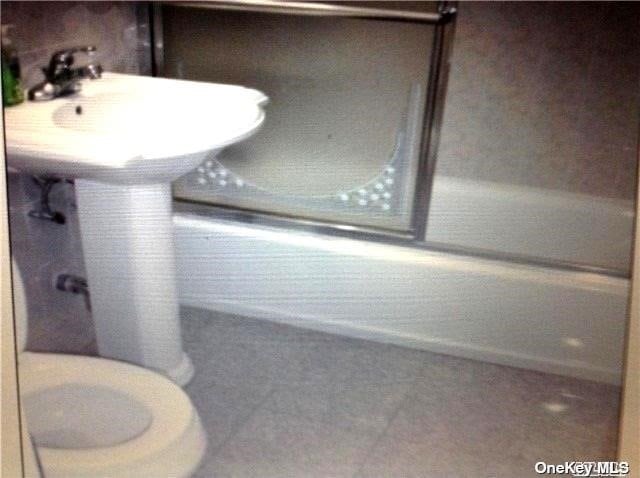 Building Photo - 67-25 Dartmouth St