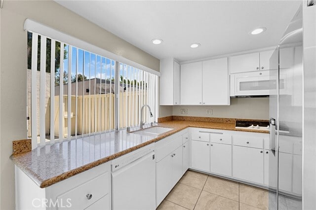 Building Photo - 2648 Vista Del Oro
