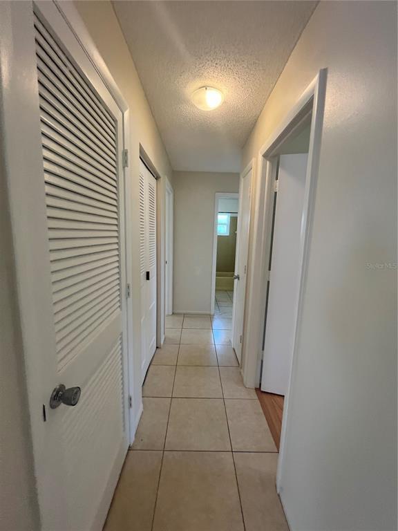 Building Photo - 2372 Abscott St