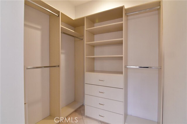 Building Photo - 2354 Sunningdale Dr