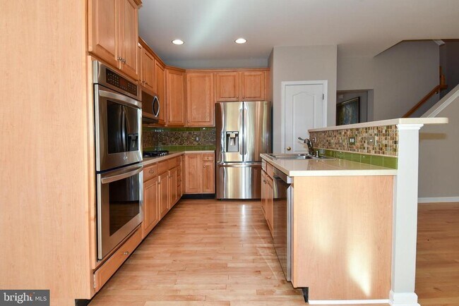 Building Photo - 43265 Morven Square