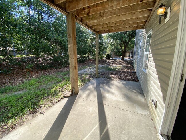 Building Photo - 5132 Greenville Loop Rd