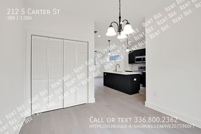 Building Photo - 212 S Carter St