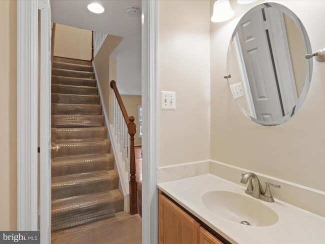 Building Photo - 12204 Apple Orchard Ct