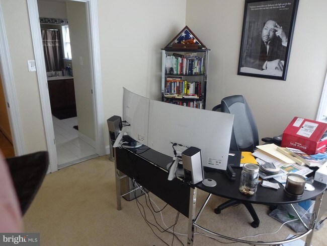 Building Photo - 13204 Beaver Terrace