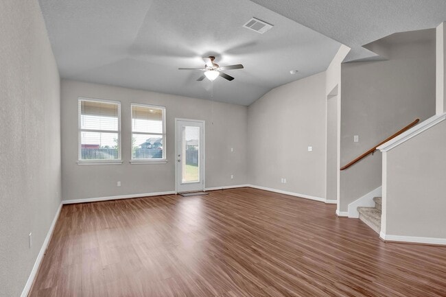 Building Photo - 6020 Genova Pl