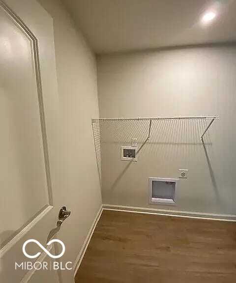 Building Photo - 4957 Oak Hl Dr