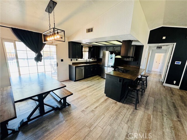 Building Photo - 8274 Madera Ave