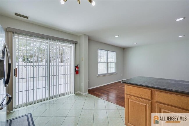 Building Photo - 401 Pheasant Run