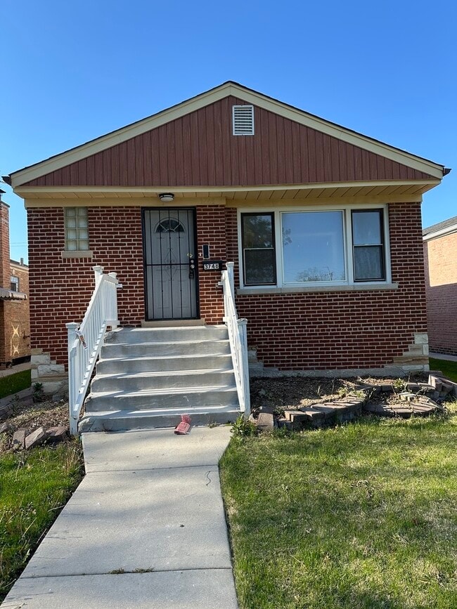 Primary Photo - 3748 W 82nd St