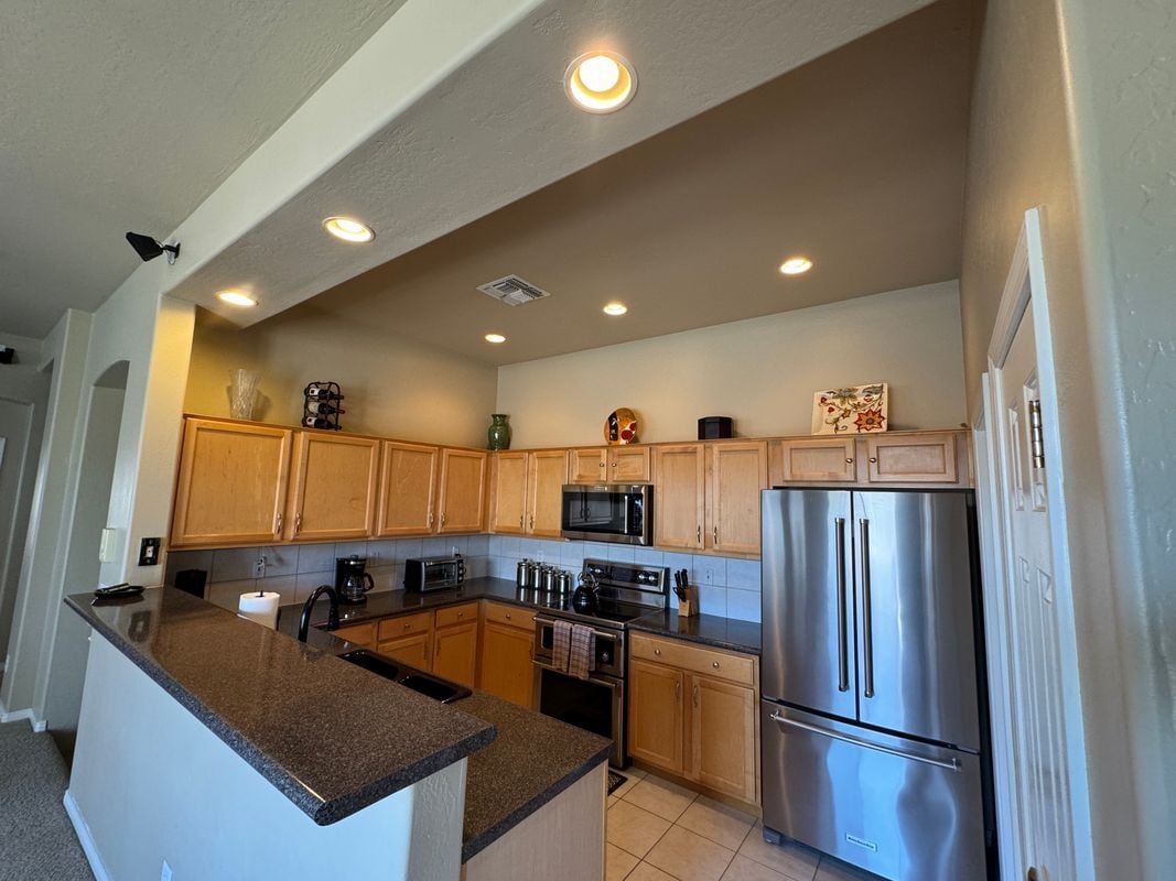 Building Photo - 16420 N Thompson Peak Pkwy