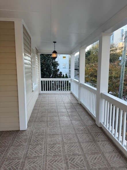 Building Photo - 71 17th St NE