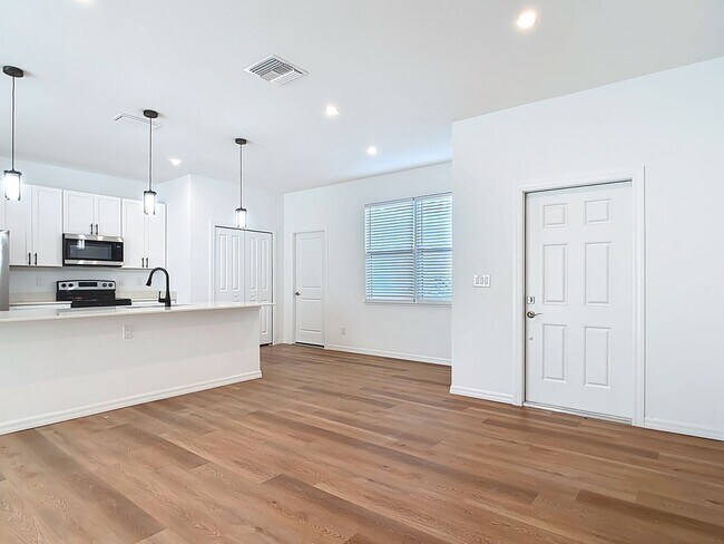 Building Photo - Brand New Home in North Port *3 Bedrooms &...