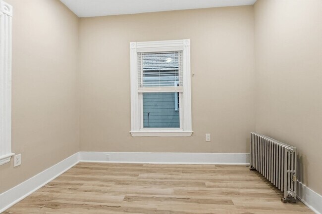 Building Photo - 43 Lonsdale St