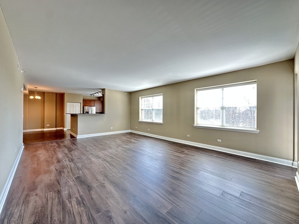 Building Photo - 2 Itasca Place