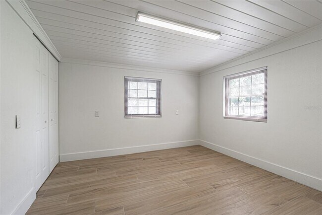 Building Photo - 5302 Turkey Creek Rd