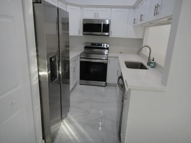 Building Photo - 1187 Periwinkle Pl