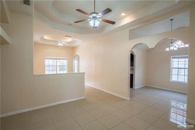 Building Photo - 22 San Gerardo St