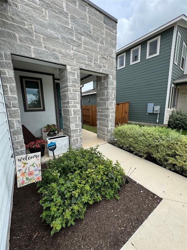 Building Photo - 8500 Cumbrae Ln