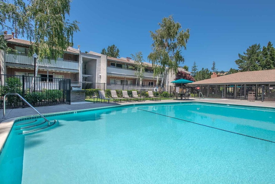 Building Photo - Lafayette Highlands