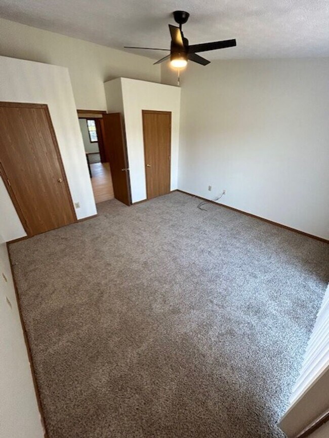Building Photo - Updated Ranch with 2 Bedrooms, 1 Bath, and 1-Car Attached Garage!