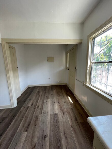 Building Photo - 3668 Arlington Ave