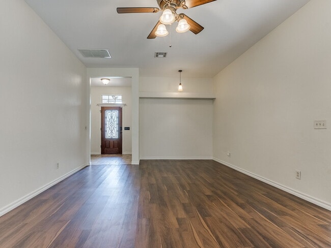 Building Photo - 17320 Sun River Ct