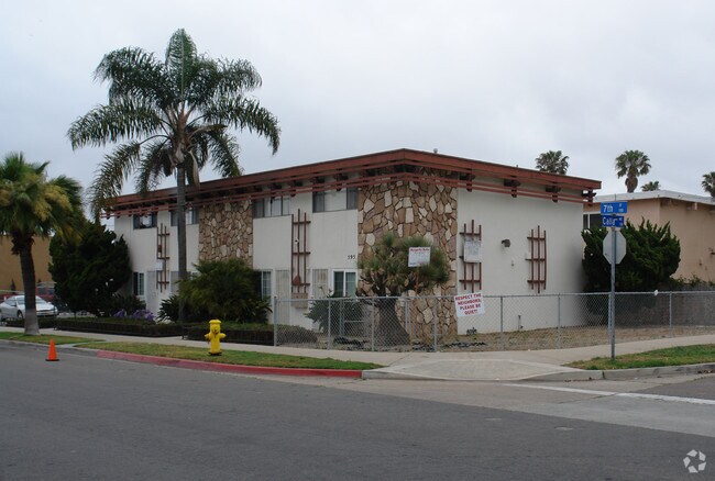 Primary Photo - 595 7th St