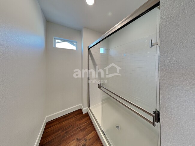 Building Photo - 8845 Carmine Cob Ave