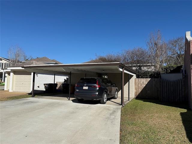 Building Photo - 22 Bluebird St