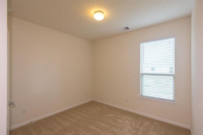 Building Photo - 1711 Clifton Hills Ln