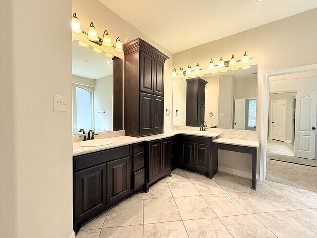 Building Photo - 27623 Dalton Bluff Ct