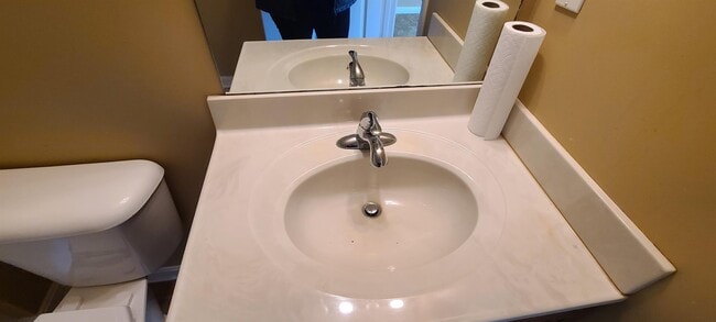 Building Photo - 2504 Emma Katherine Ln