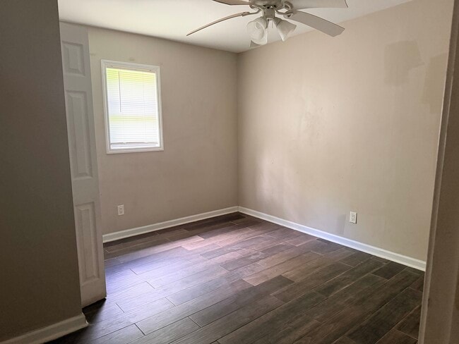 Building Photo - 3667 Wylly Ave