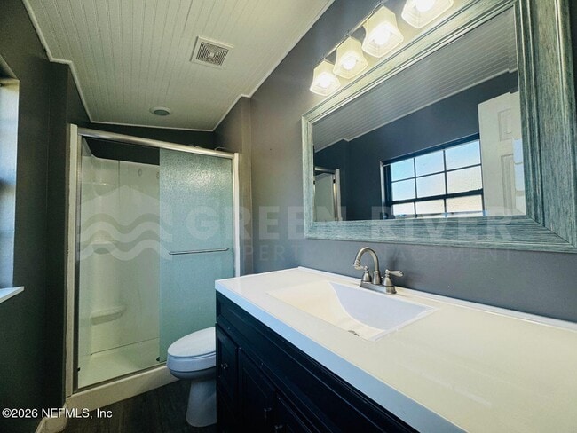 Building Photo - 246 Sara Dr