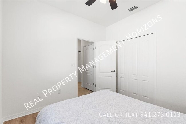 Building Photo - 17238 Blue Rdg Pl