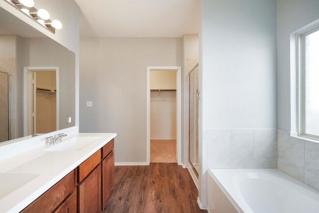 Building Photo - 820 Kates Way