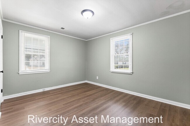 Building Photo - 4279 Ferndale Rd