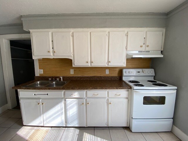 Building Photo - 1119 NW 9th St