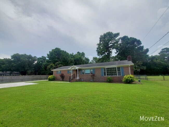 Building Photo - 109 Foxwood Ln