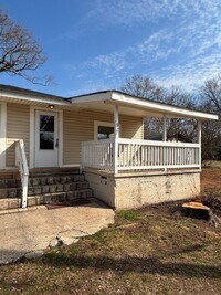 Building Photo - Charming 2-Bedroom Duplex for Rent