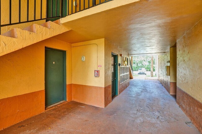 Building Photo - Updated 2 Bed, 2 Bath 1st Floor Condo with...