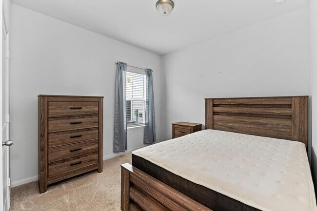 Building Photo - 216 Blue Hibiscus Dr